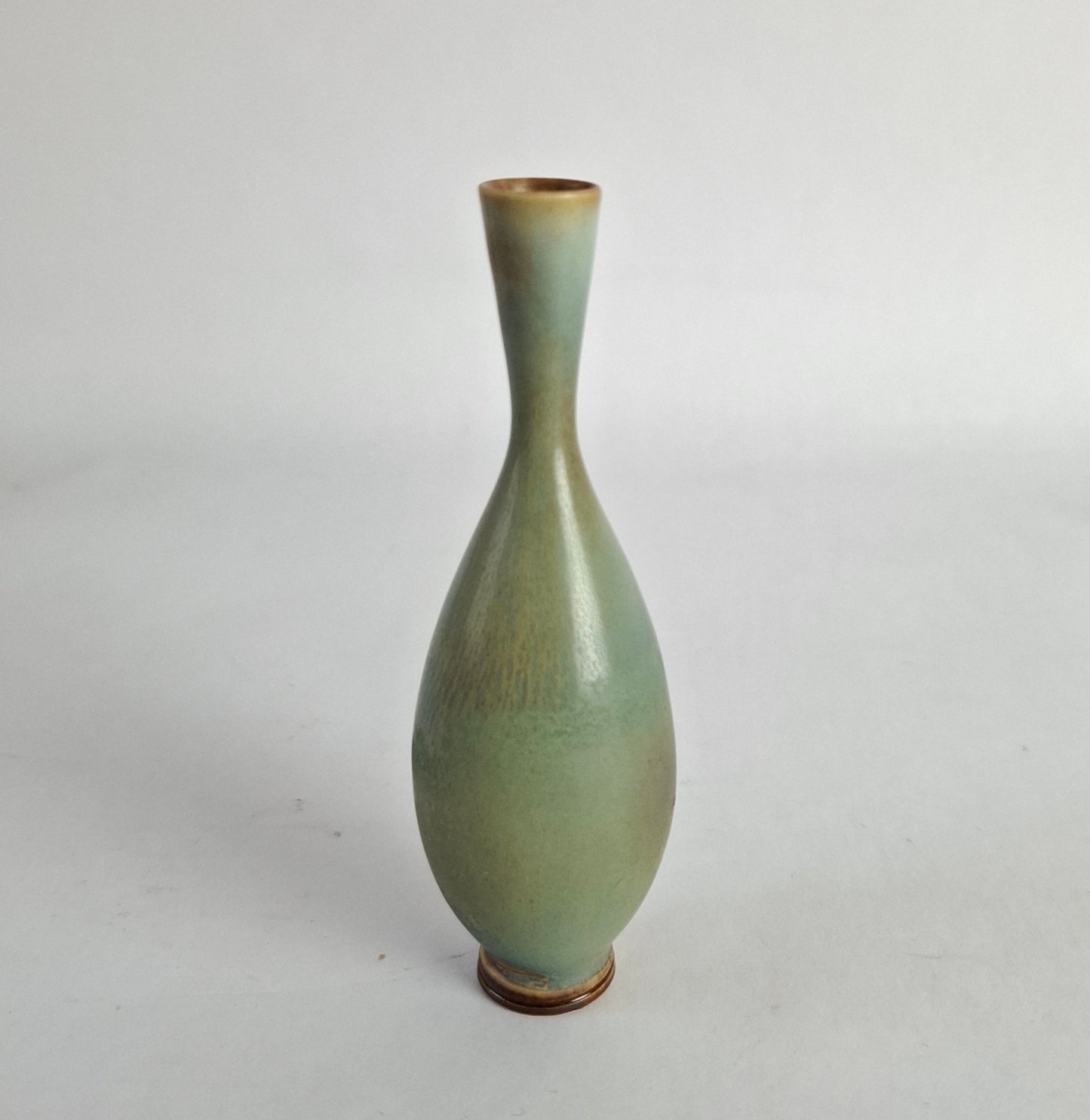Vase by Berndt Friberg for Gustavsberg, Sweden. 1950s.