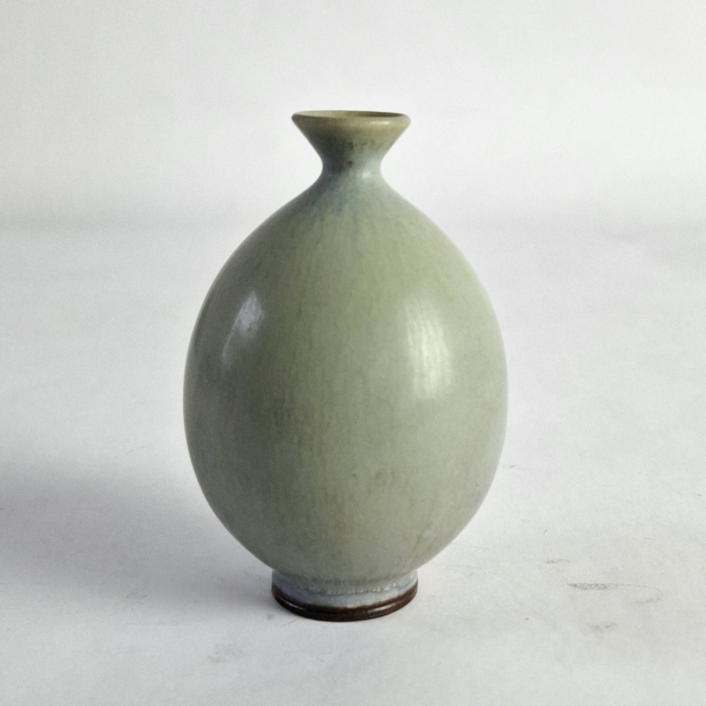 Vase by Berndt Friberg for Gustavsberg, Sweden. 1964.