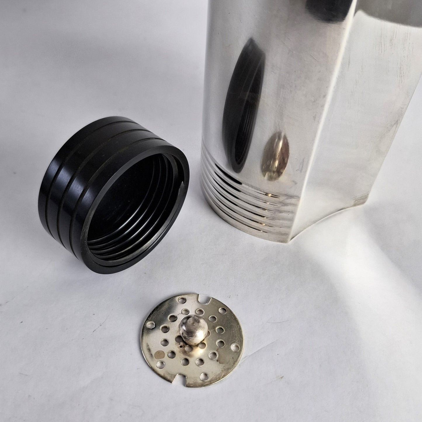 Cocktail shaker by Folke Arstrom for Guldsmedsaktiebolaget, Sweden. 1930s.