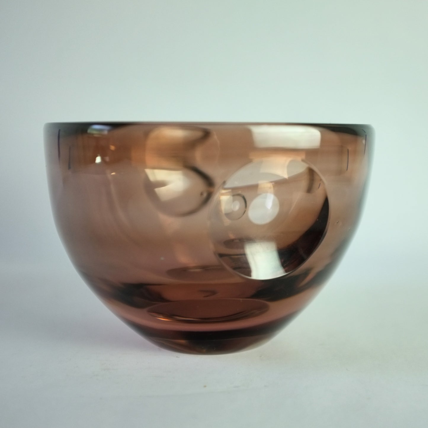 "Ventana" bowl by Mona Morales-Schildt, Kosta, Sweden. 1960s.