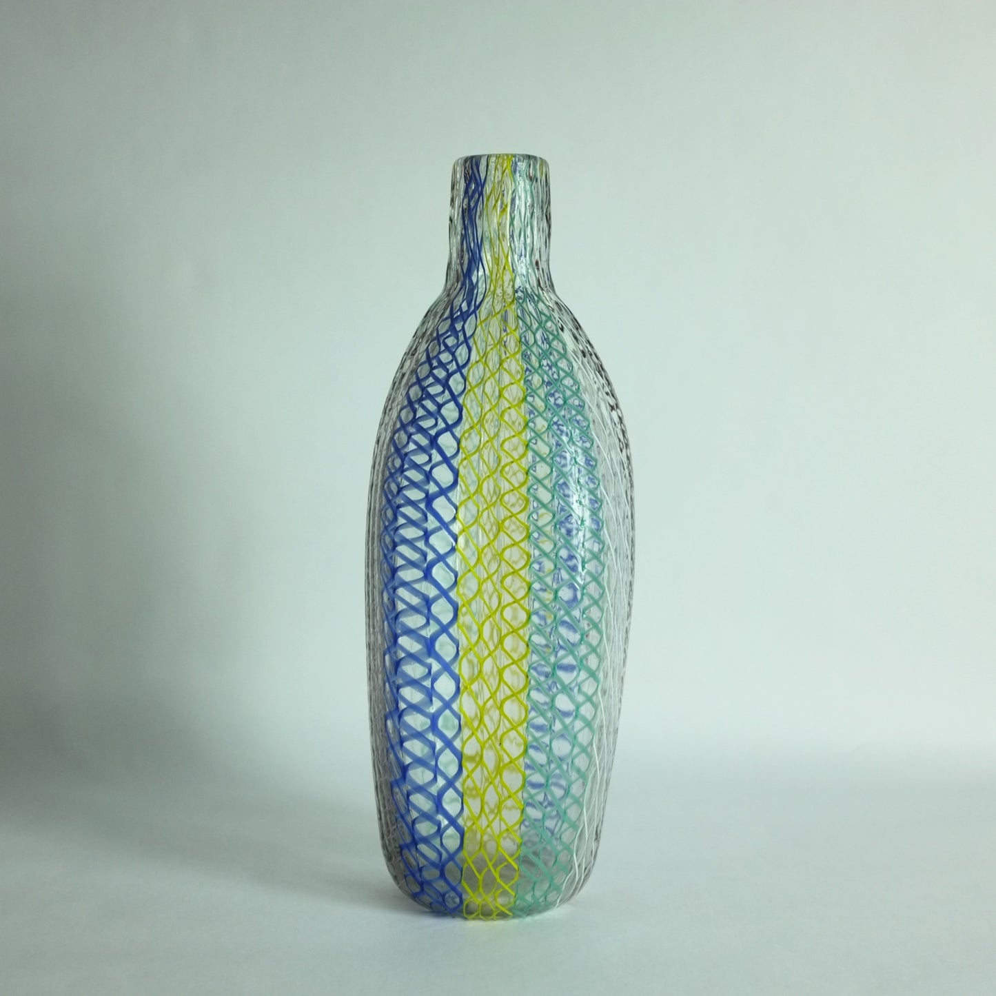 Rare bottle vase designed by Dino Martens for Aureliano Toso, Murano, Italy. 1957.