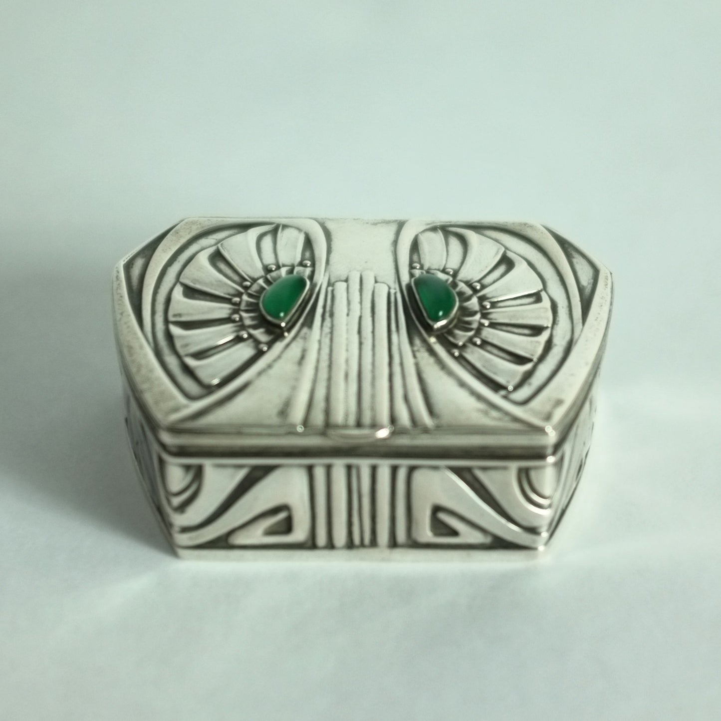 Parcel gilt Jugendstil pill box by Patriz Huber, Germany. c.1900.