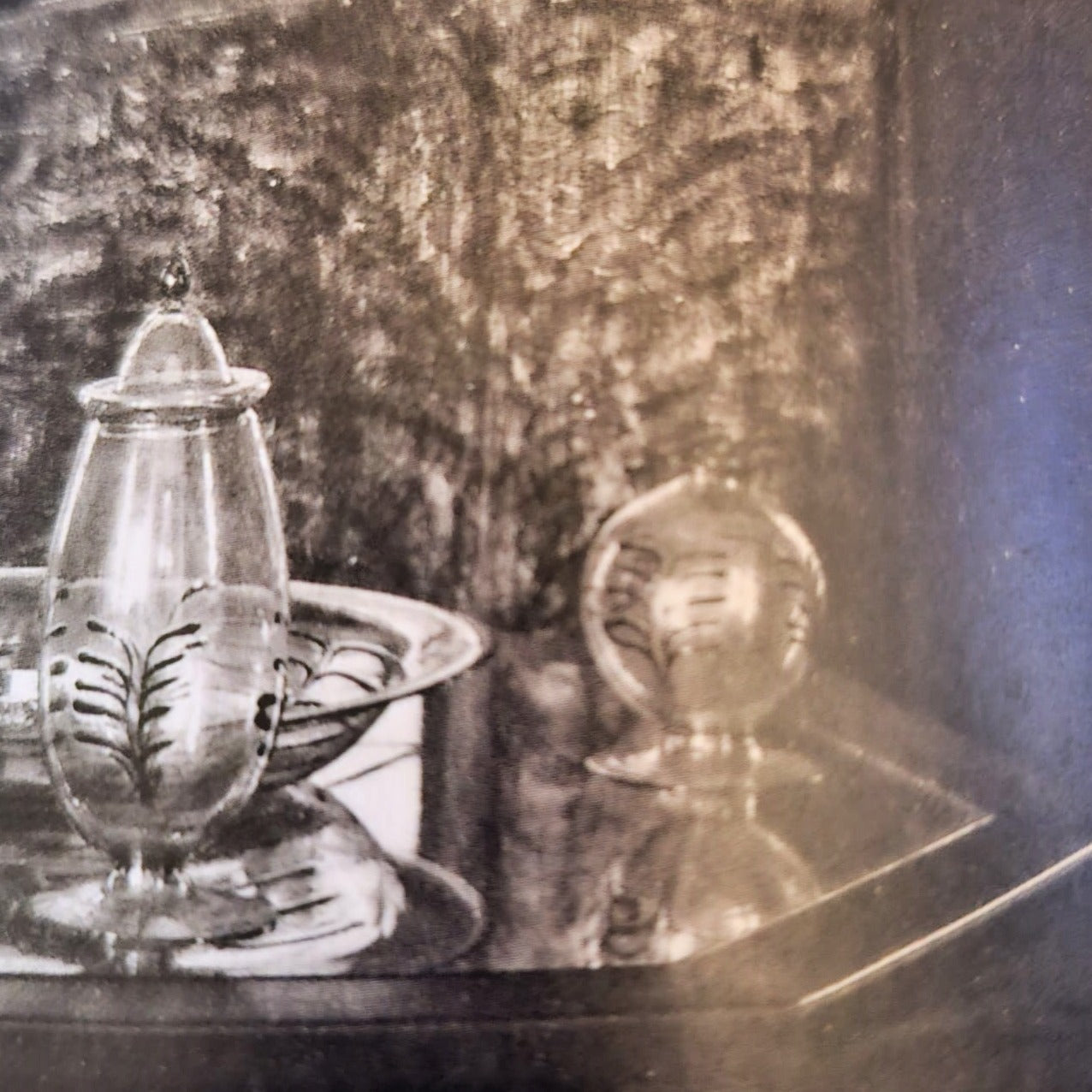 Rare vase with palm leaf motif by Carlo Scarpa for MVM Cappellin, Murano, Venice. 1927.