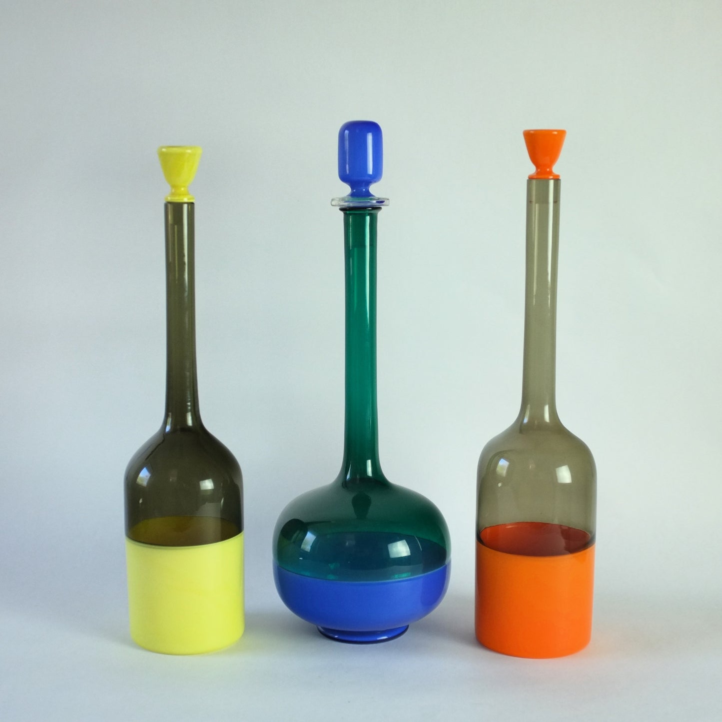 Bottle and stopper by Gio Ponti for Venini, Italy. 1956.