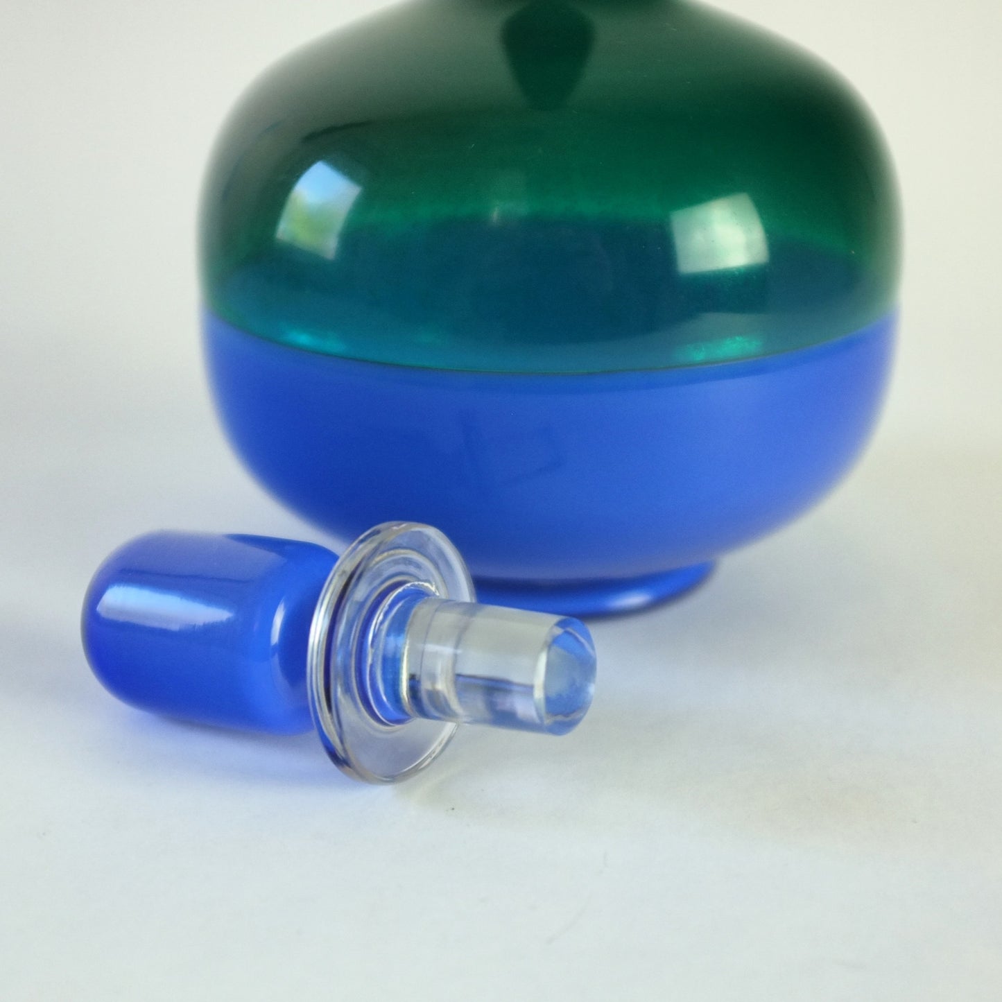 Bottle and stopper by Gio Ponti for Venini, Italy. 1956.
