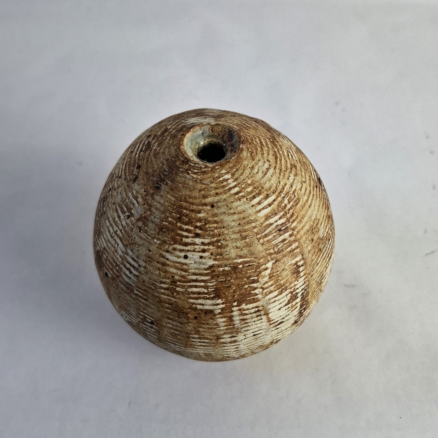 Seed pod vase by Alan Wallwork, own studio. Enland. 1980s/90s.