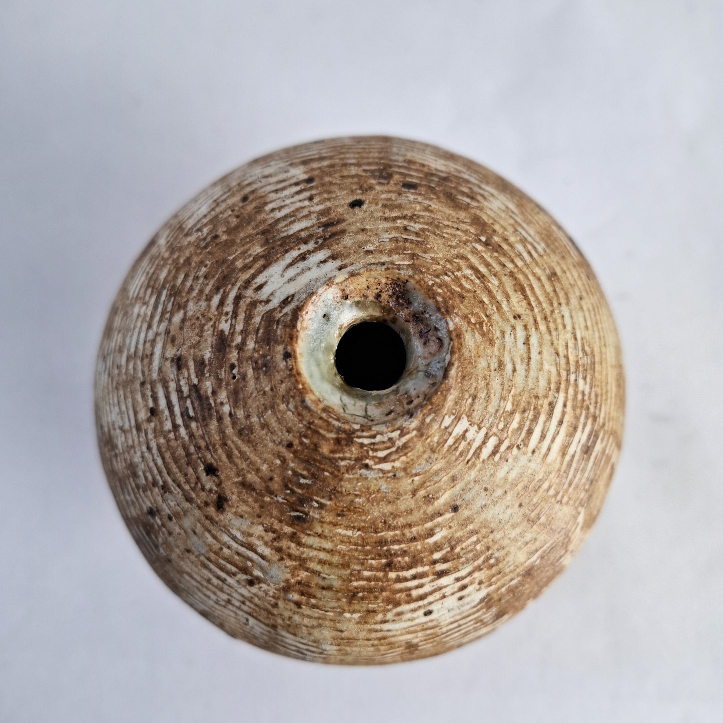 Seed pod vase by Alan Wallwork, own studio. Enland. 1980s/90s.