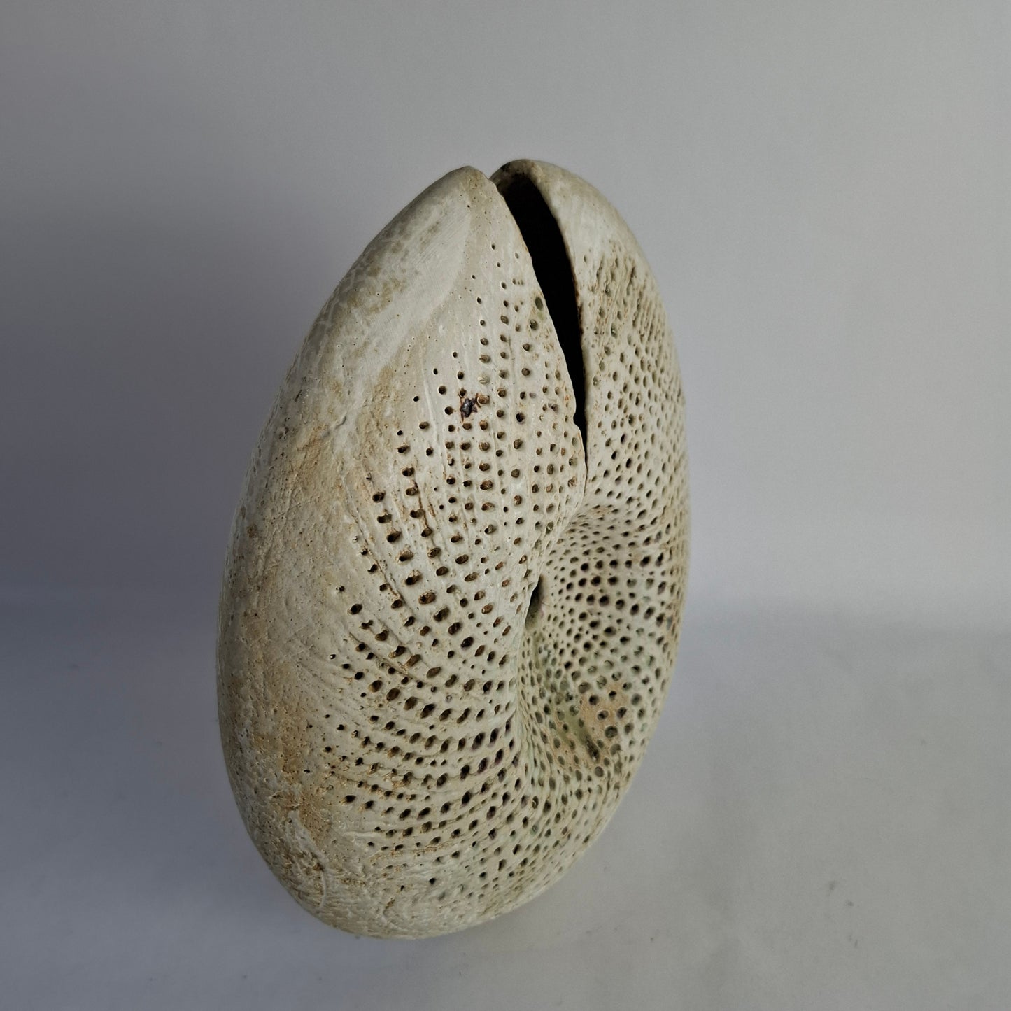 Split form vase by Alan Wallwork, own studio, England. 2000s.
