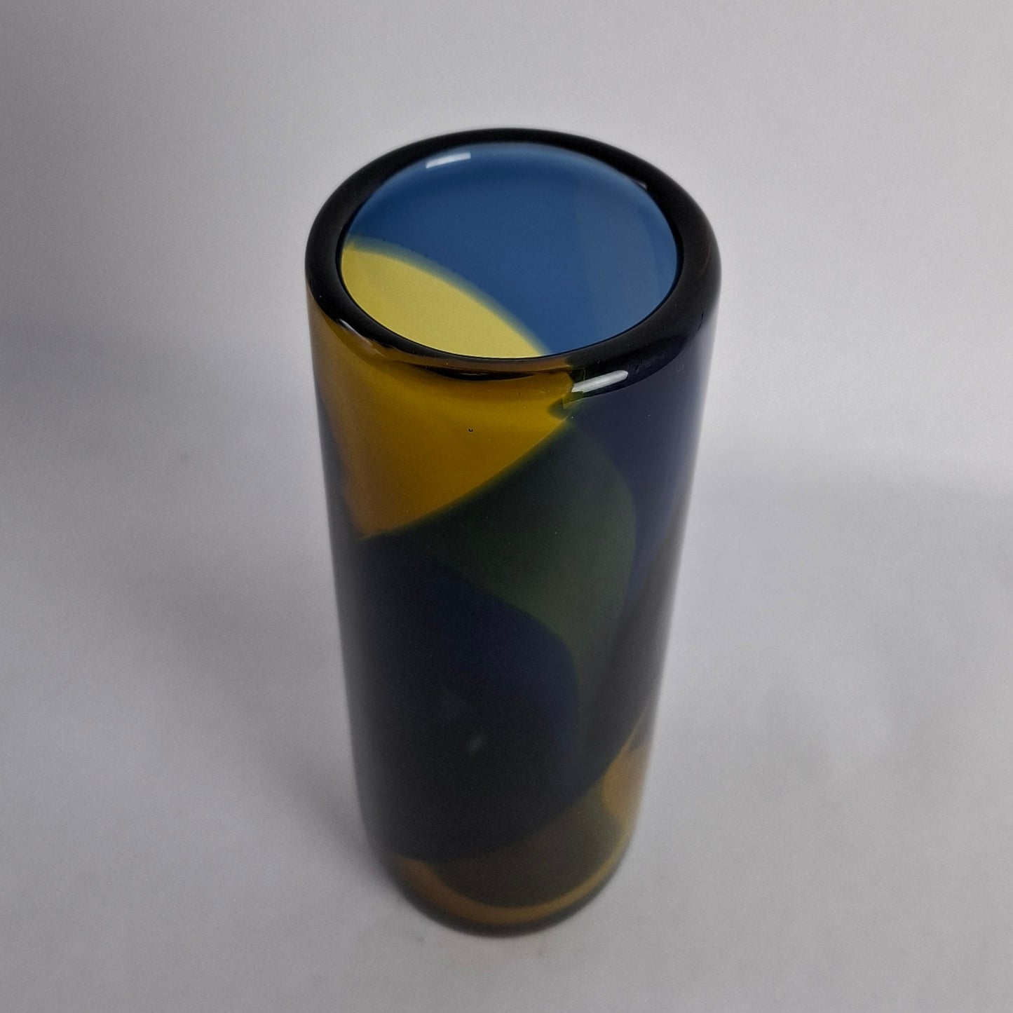 Vase by Jaako Niemi for Nuutajarvi Notsjo, Finland. 1962.