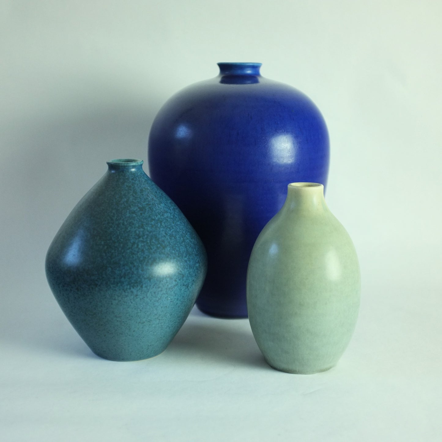 Stoneware vase by Erich and Ingrid Triller, Tobo, Sweden. 1930's.