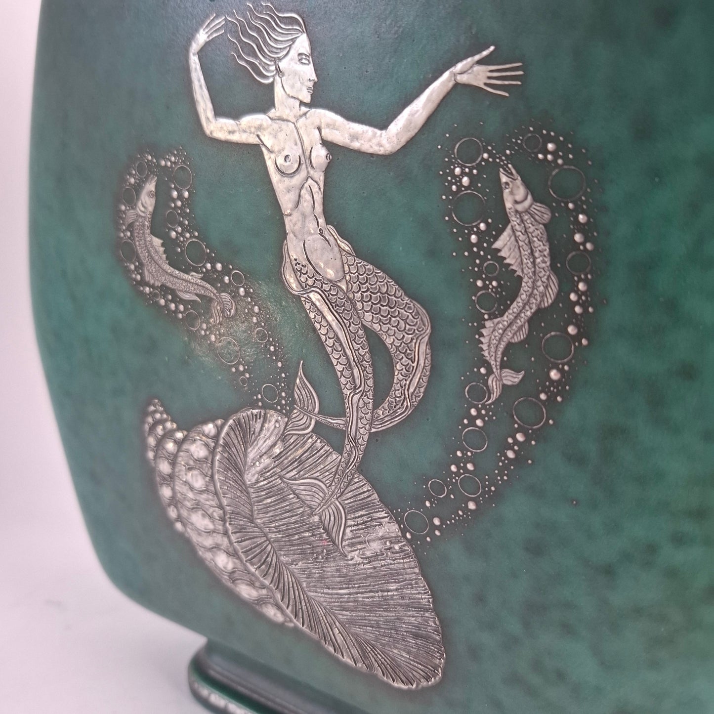 Argenta urn by Wilhelm Kage for Gustavsberg, Sweden. 1949.
