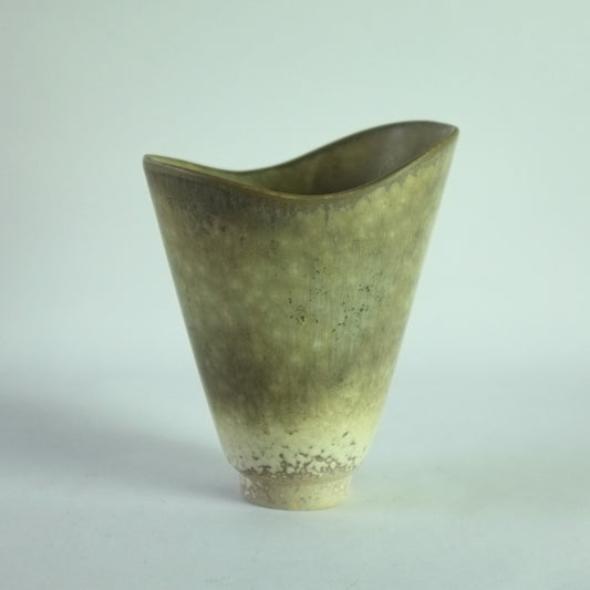 Stoneware vase.